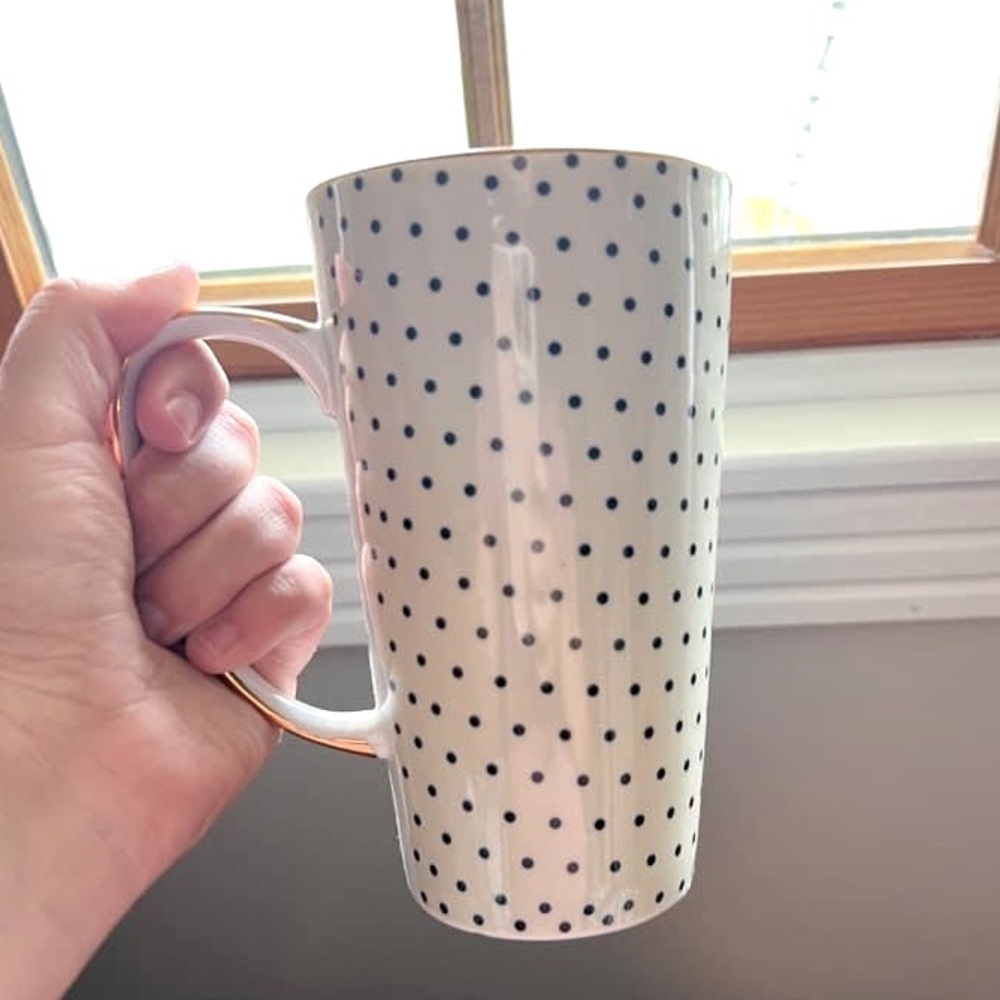 Dotted Mug